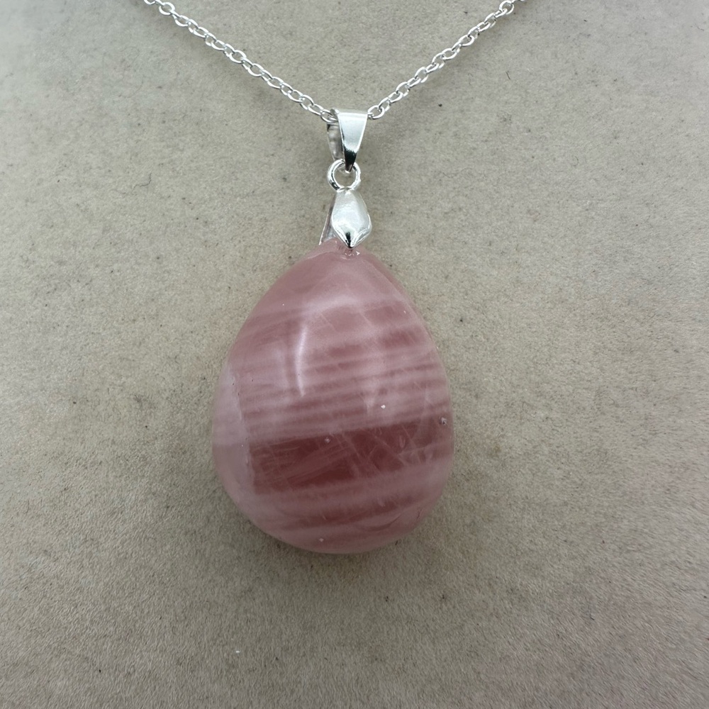 Madagascar Rose Quartz Teardrop Pendant Necklace on Silver Plated Box Chain - Picture 10 of 11